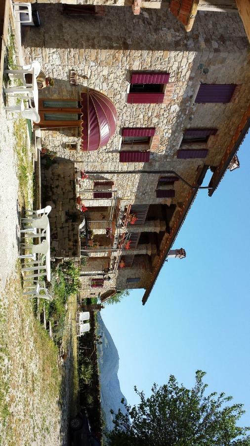 Agriturismo Casteldardo Guest House Trichiana Exterior photo